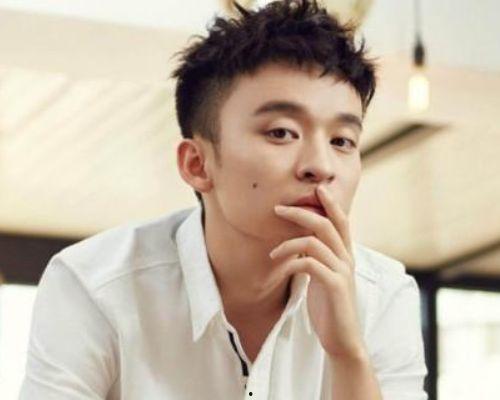 董子健电视剧,情感纠葛与成长蜕变